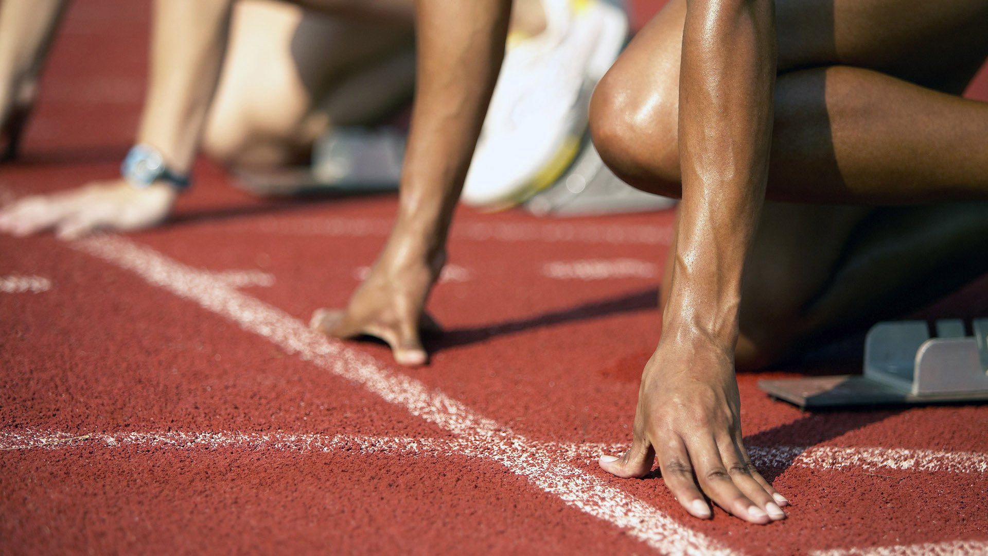 英超球队基于运动表现数据调整赛中体能分配策略,英超球员跑动数据